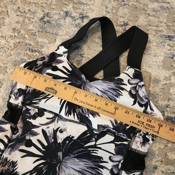 Lululemon Push Ur Limits Tank In Brisk Bloom Black White / Black. Women's Size 6 - Picture 5 of 15